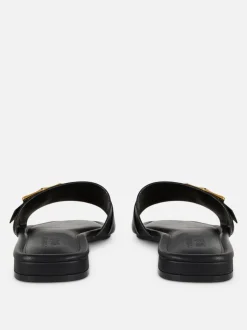 Szerokie sandały z klamrą bez pięty Paula Echevarría