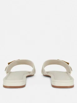 Szerokie sandały z klamrą bez pięty Paula Echevarría