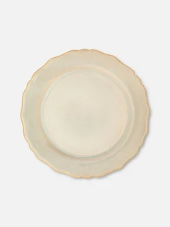 Szkliwiony talerzyk z muszelkowym wykończeniem