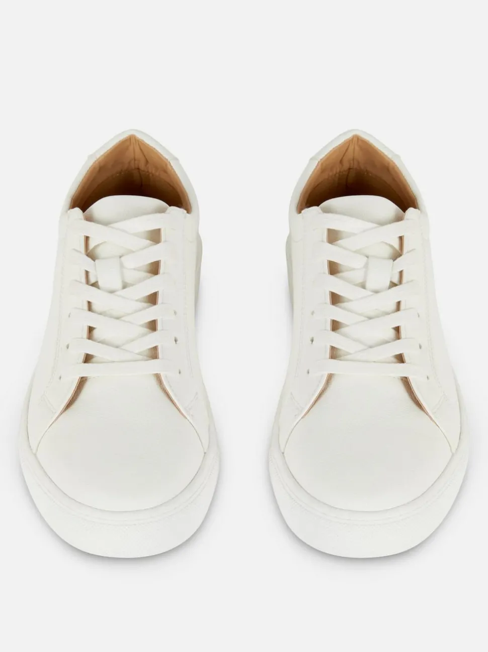 Sznurowane buty sportowe z niską cholewką