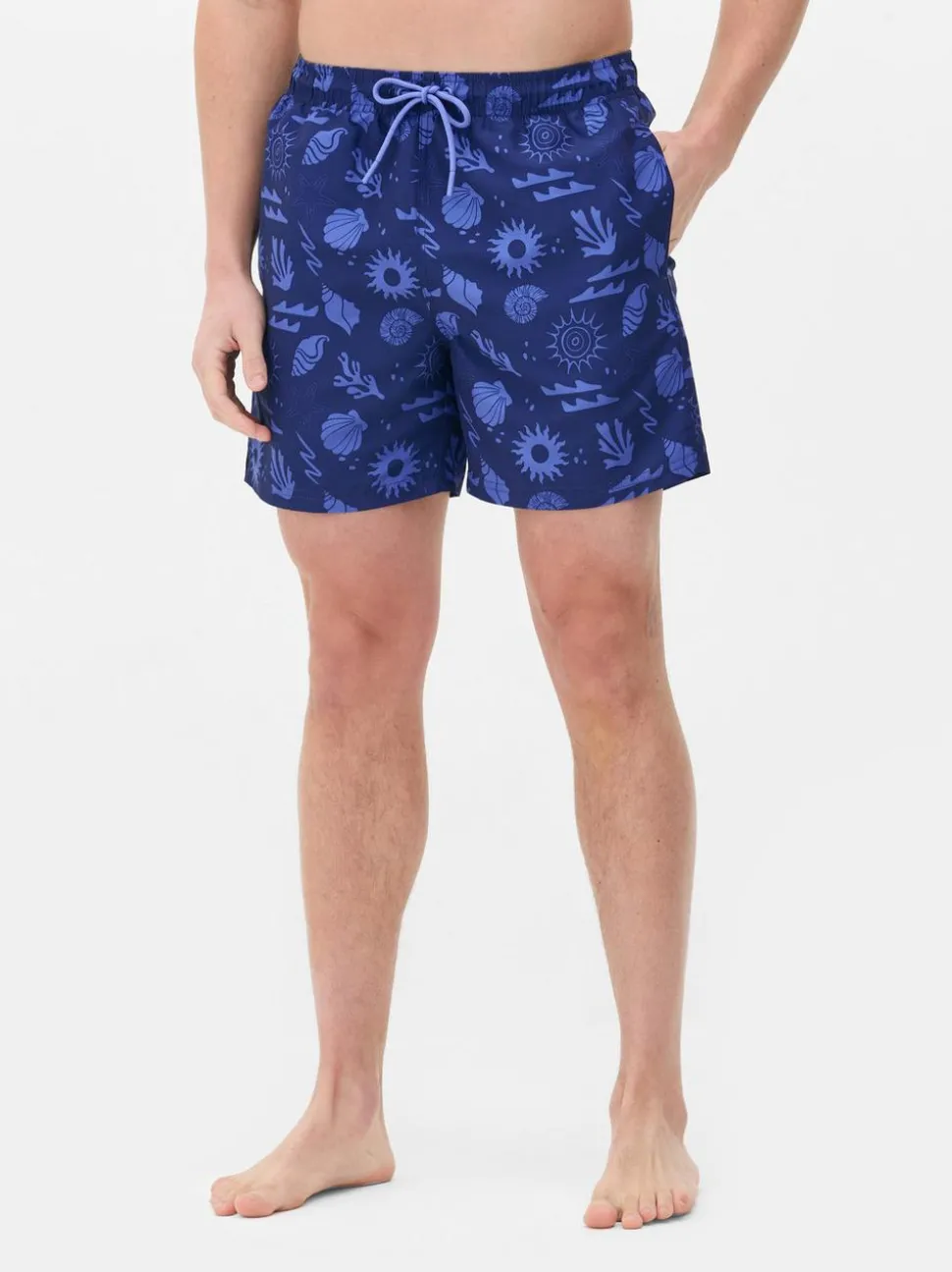 Szorty kąpielowe z abstrakcyjnym wzorem