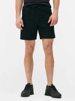 Szorty sportowe ze sznurkiem ściągającym