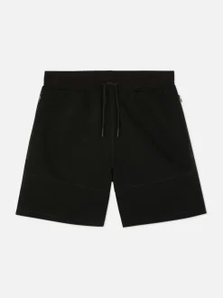 Szorty sportowe ze sznurkiem ściągającym