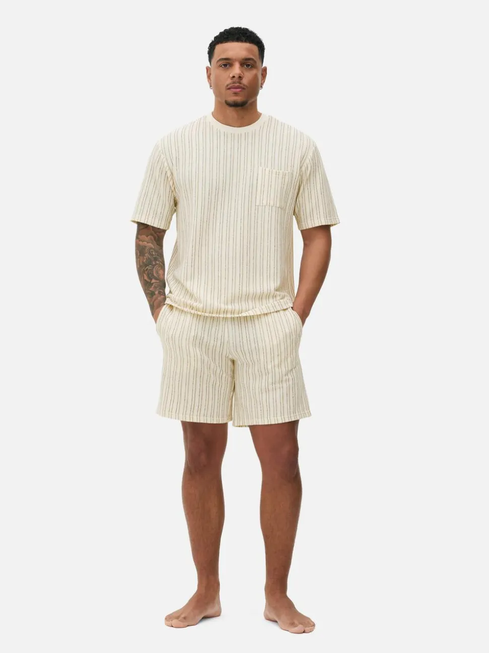 Teksturowana góra od piżamy w paski