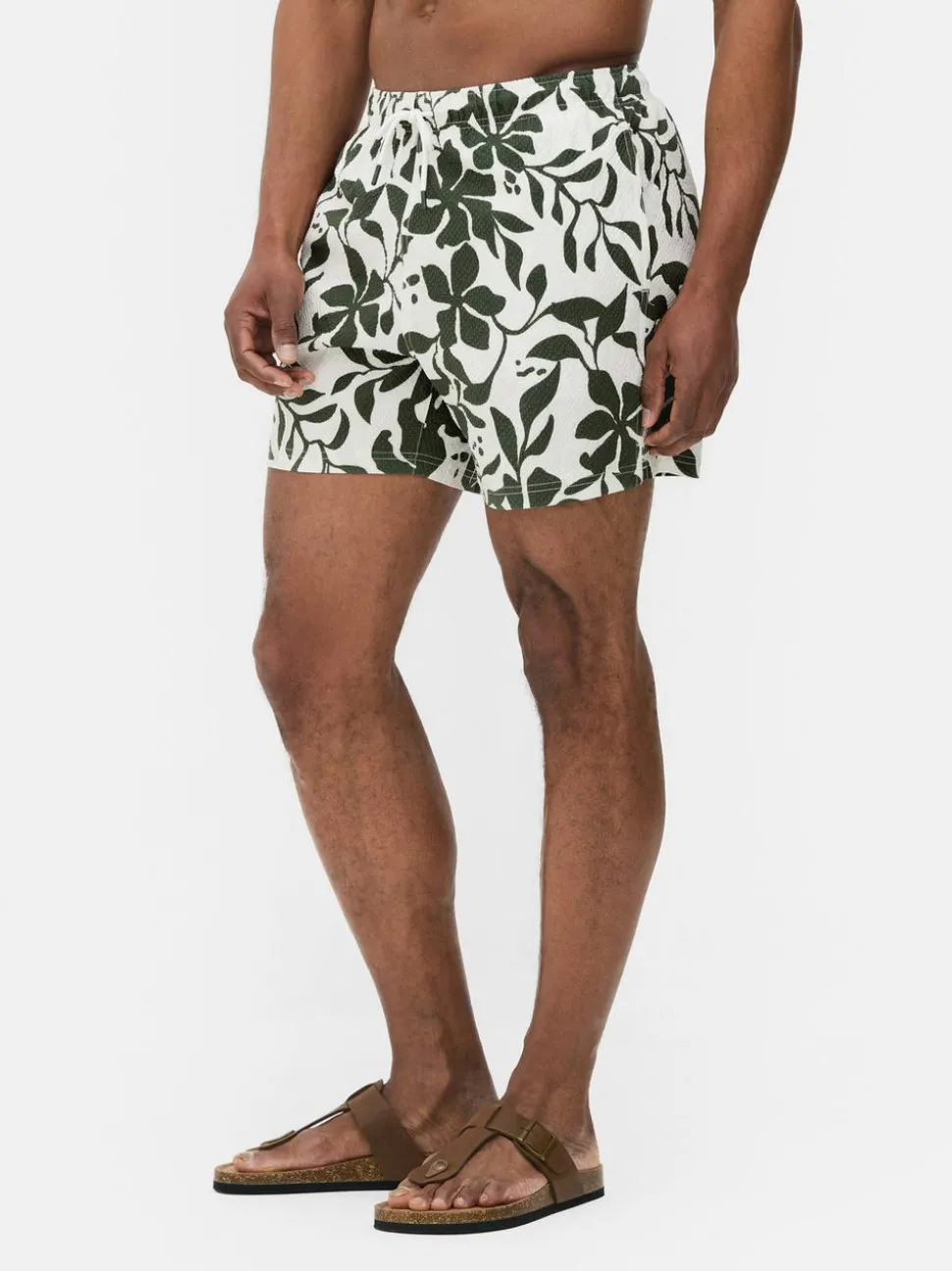 Teksturowane szorty kąpielowe w kwiaty