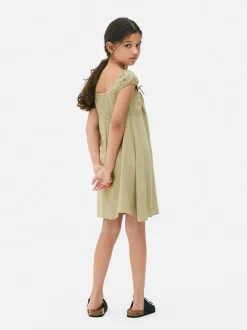 Tkana sukienka z marszczeniami