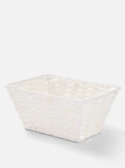 Tkany koszyk z papierowej wikliny