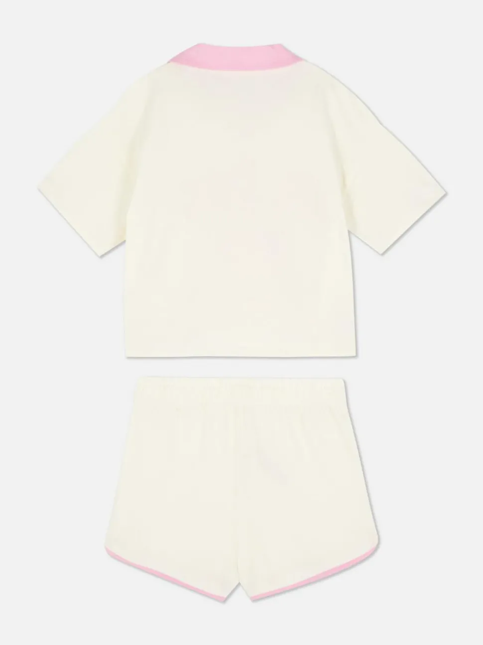 Top i spodenki do biegania w stylu uczelnianym