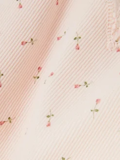 Top na ramiączkach z koronkowym obszyciem