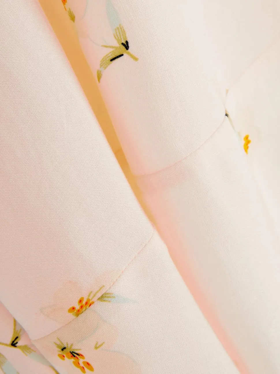 Top od piżamy na ramiączkach w kwiaty