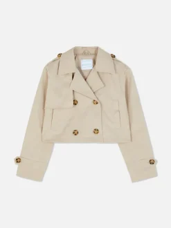 Trencz o skróconym kroju