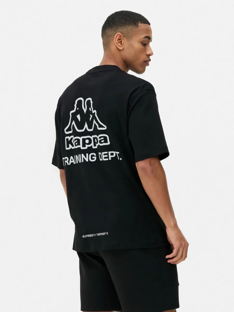 T-shirt Kappa x Primark na dni pełne relaksu