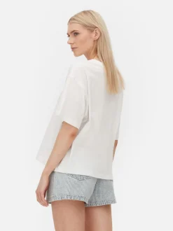 T-shirt o kwadratowym kroju