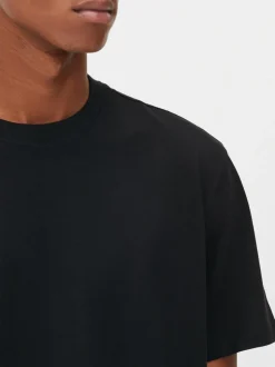 T-shirt o regularnym kroju z okrągłym dekoltem