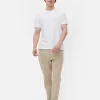 T-shirt o standardowym kroju