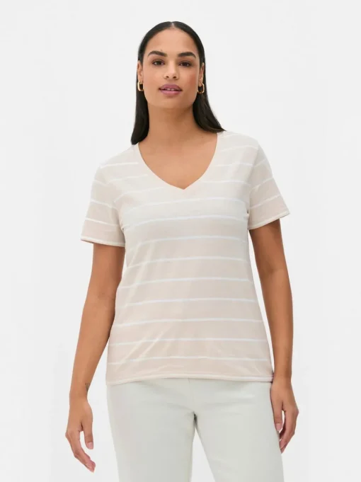 T-shirt w paski z dekoltem w serek
