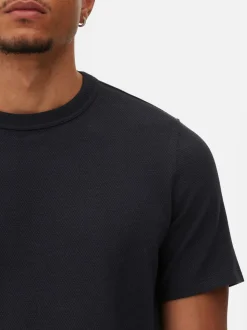 T-shirt z fakturą plastra miodu