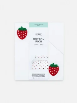 Tuftowana pościel w truskawki w rozmiarze king
