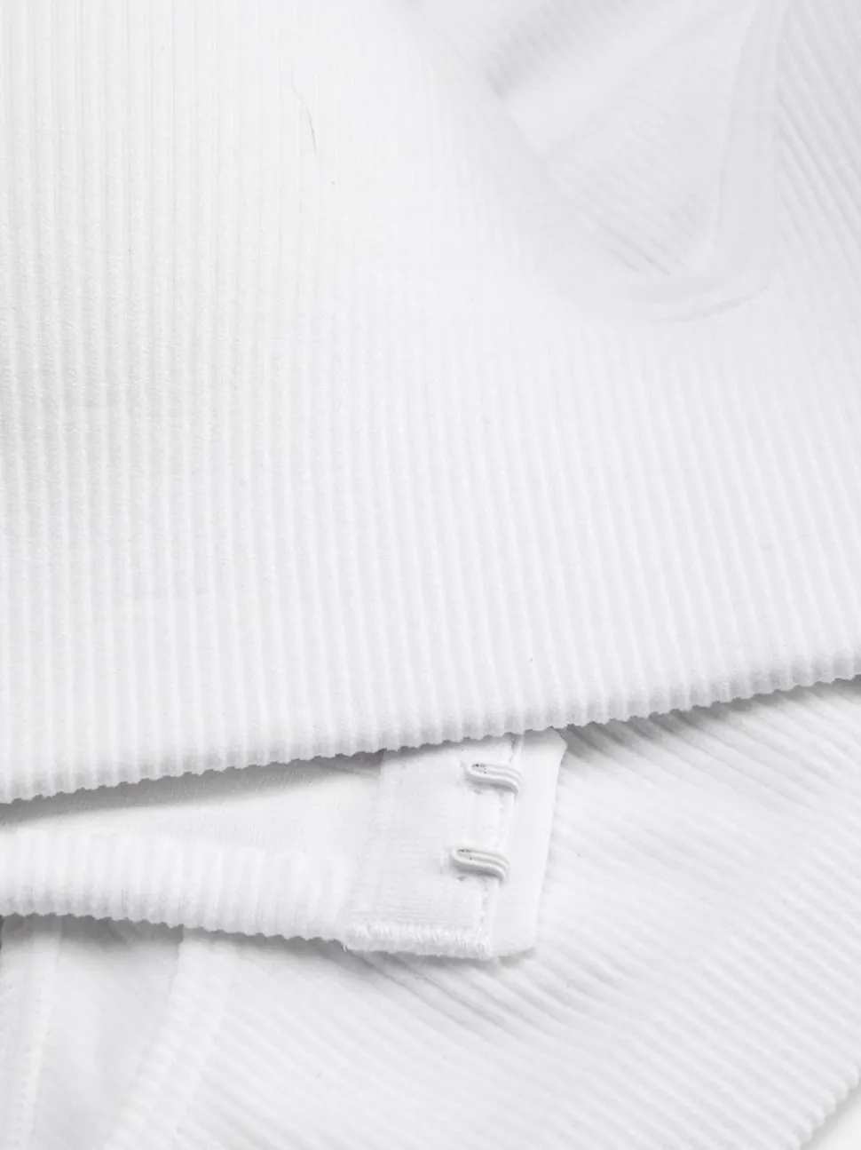 Usztywniany komplet bielizny prążkowanej