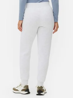 Wąskie spodnie dresowe ściągane sznurkiem