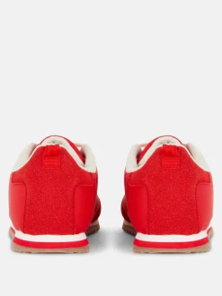 Wąskie trampki w stylu retro