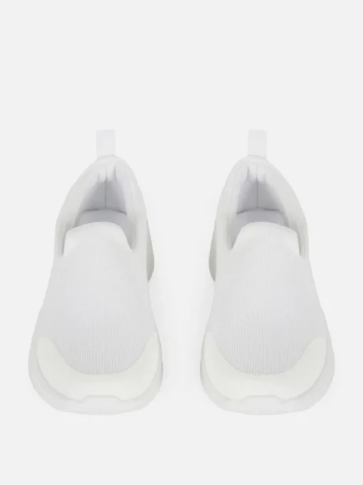 Wsuwane buty sportowe