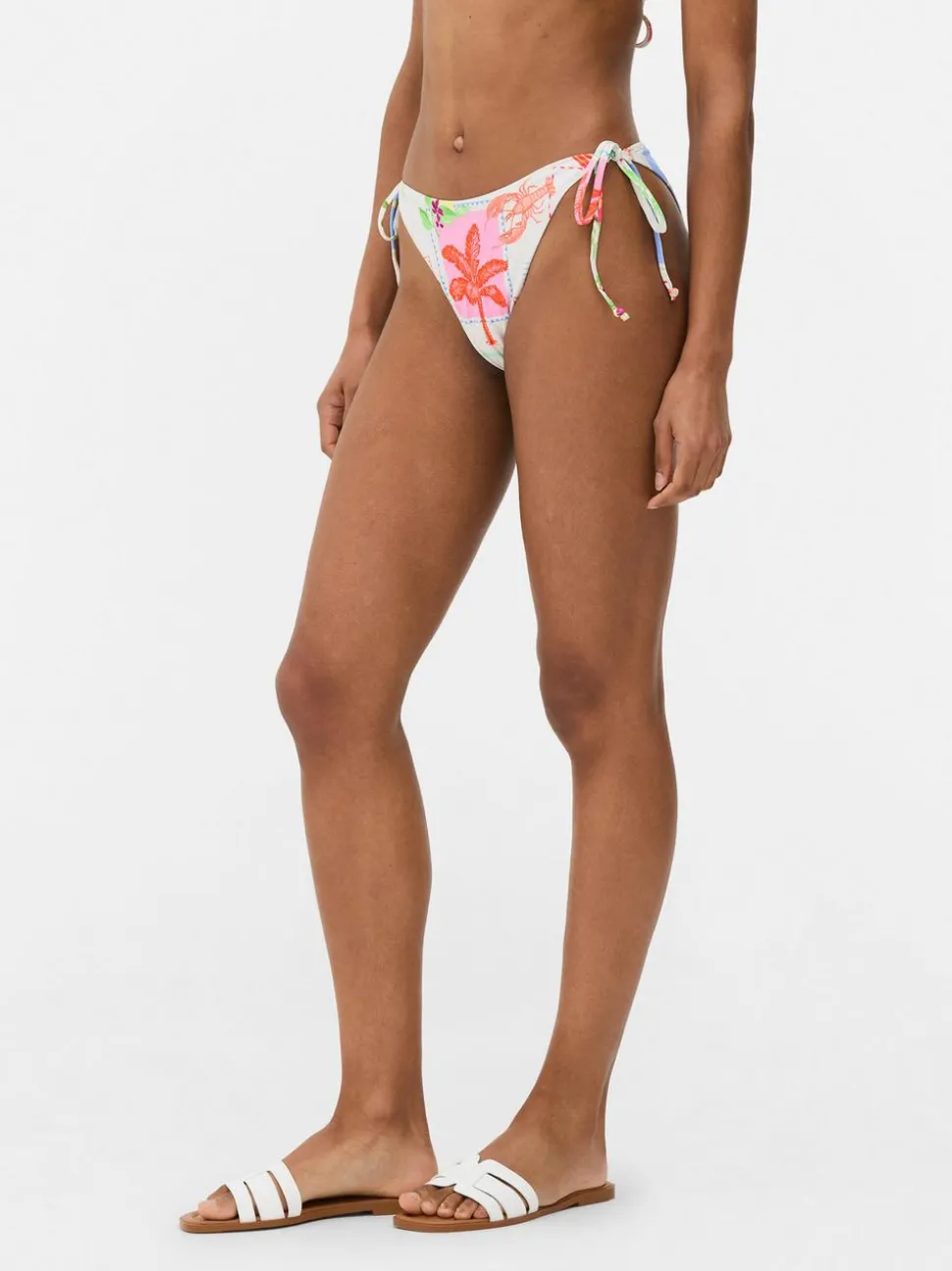 Wzorzysty dół od bikini z wiązaniem po bokach