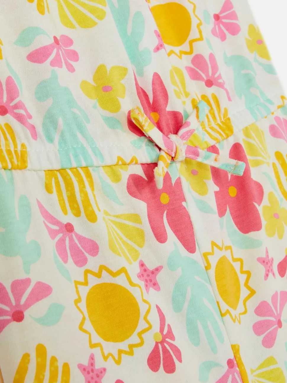 Wzorzysty krótki kombinezon na lato