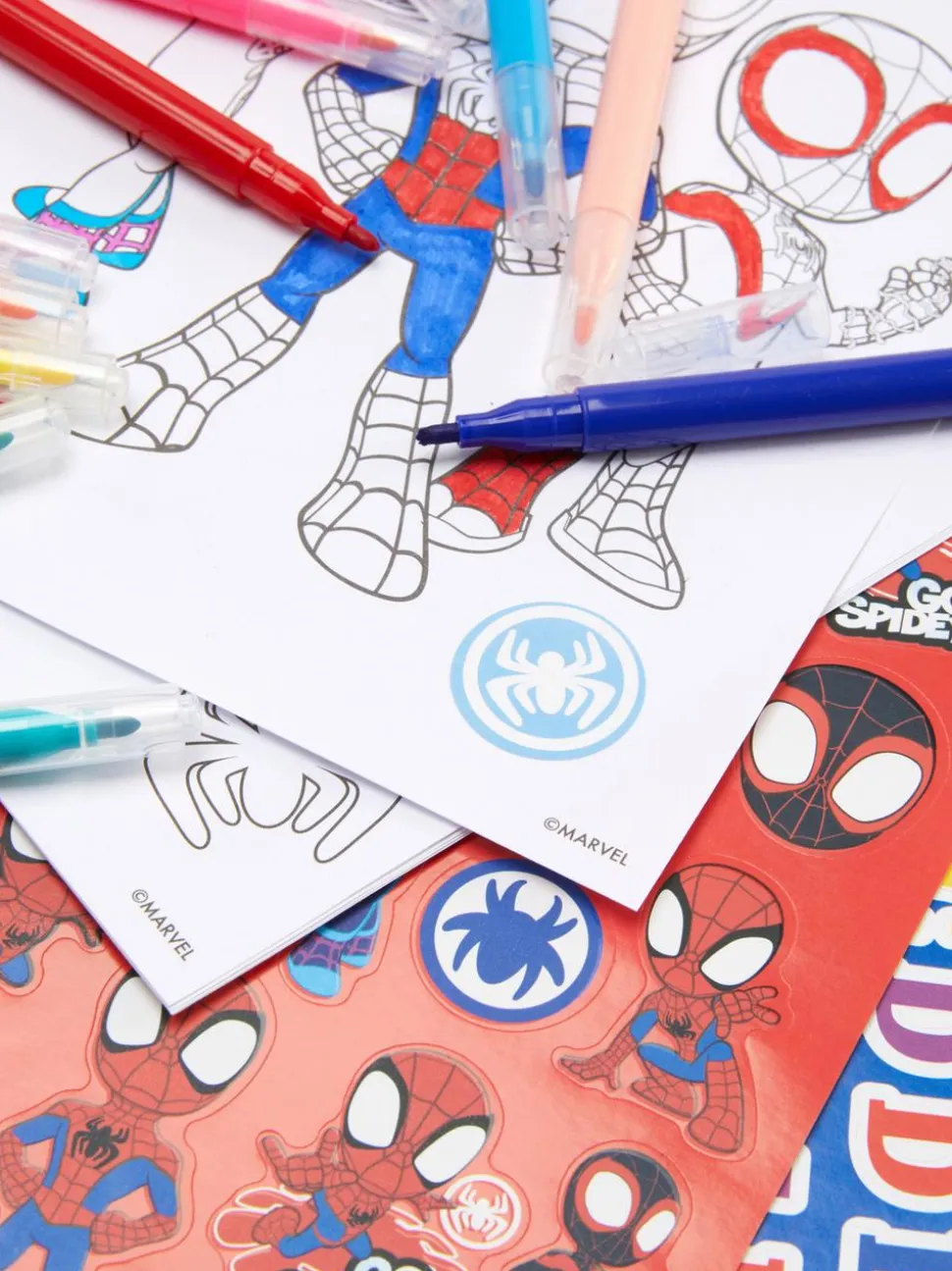 Zapachowy zestaw do kolorowania z motywem Marvela