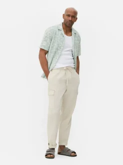 Zapinana na guziki koszula z wzorem bandany