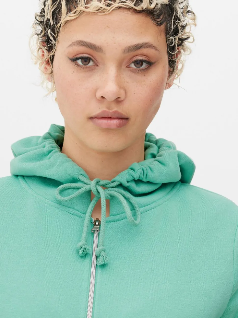 Zapinana na zamek bluza z kapturem Essential