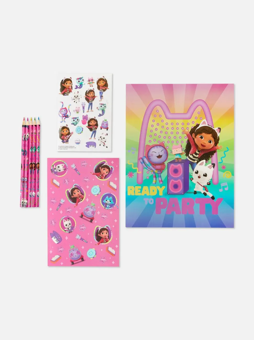 Zestaw przyborów z motywem Kociego domku Gabi