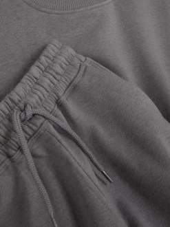 Zestaw z bluzą i spodniami dresowymi