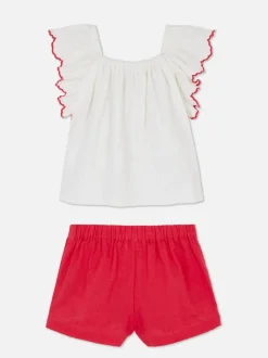 Zestaw z szydełkową bluzką i szortami