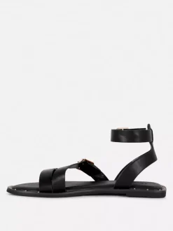 Asymetryczne sandały ze sztucznej skóry z ćwiekami