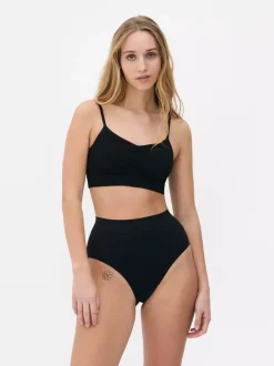 Bezszwowa braletka z dekoltem w serek