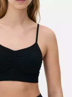 Bezszwowa braletka z dekoltem w serek