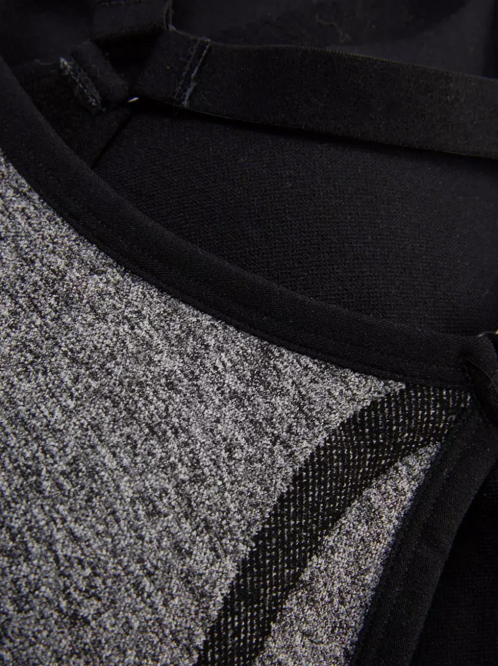 Bezszwowe biustonosze sportowe typu bokserki, 2 szt.