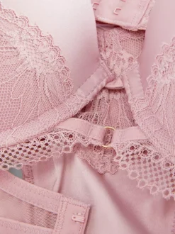 Biustonosz maximise i figi z satyny z koronką