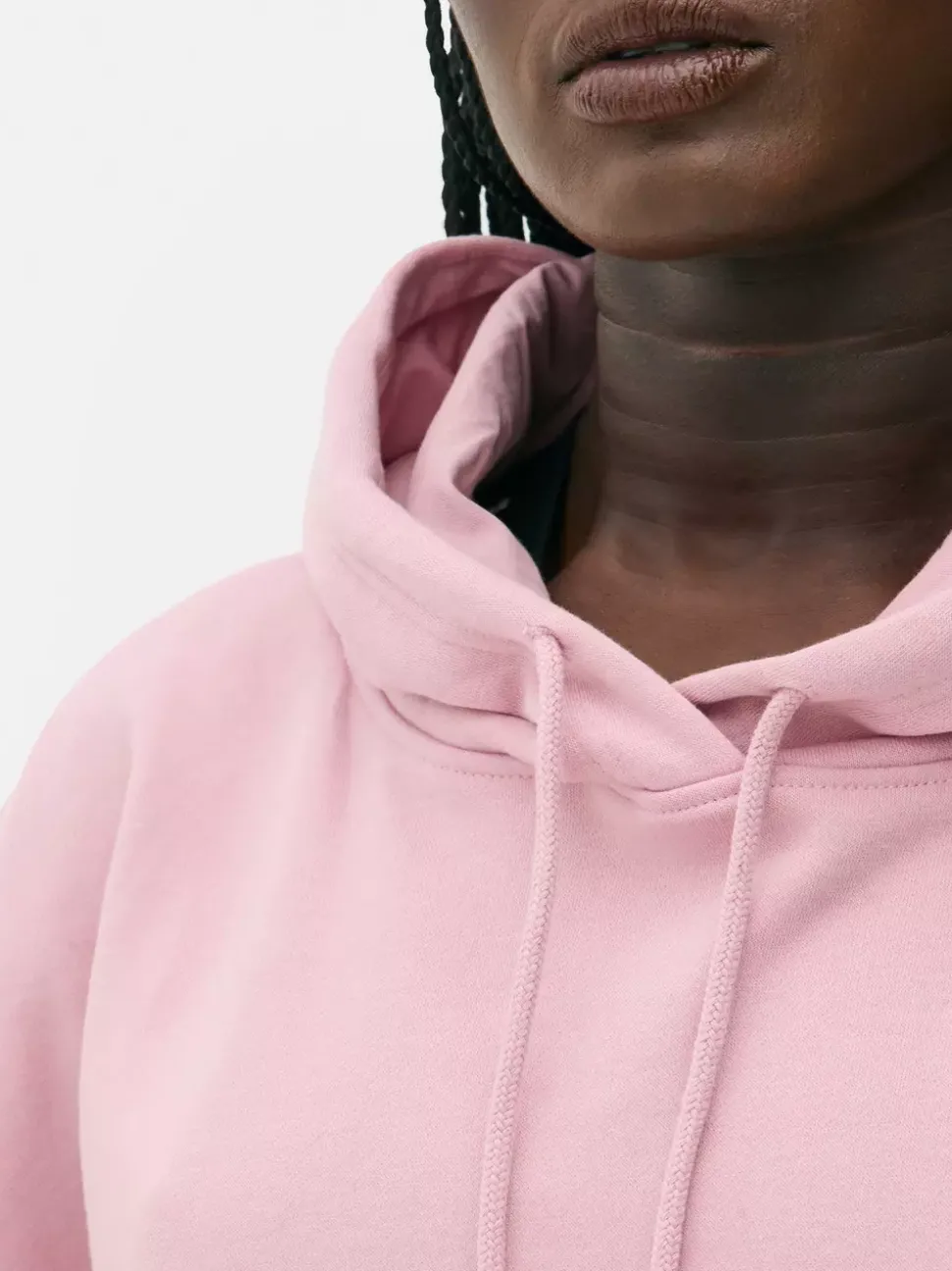 Bluza z kapturem o kroju oversize