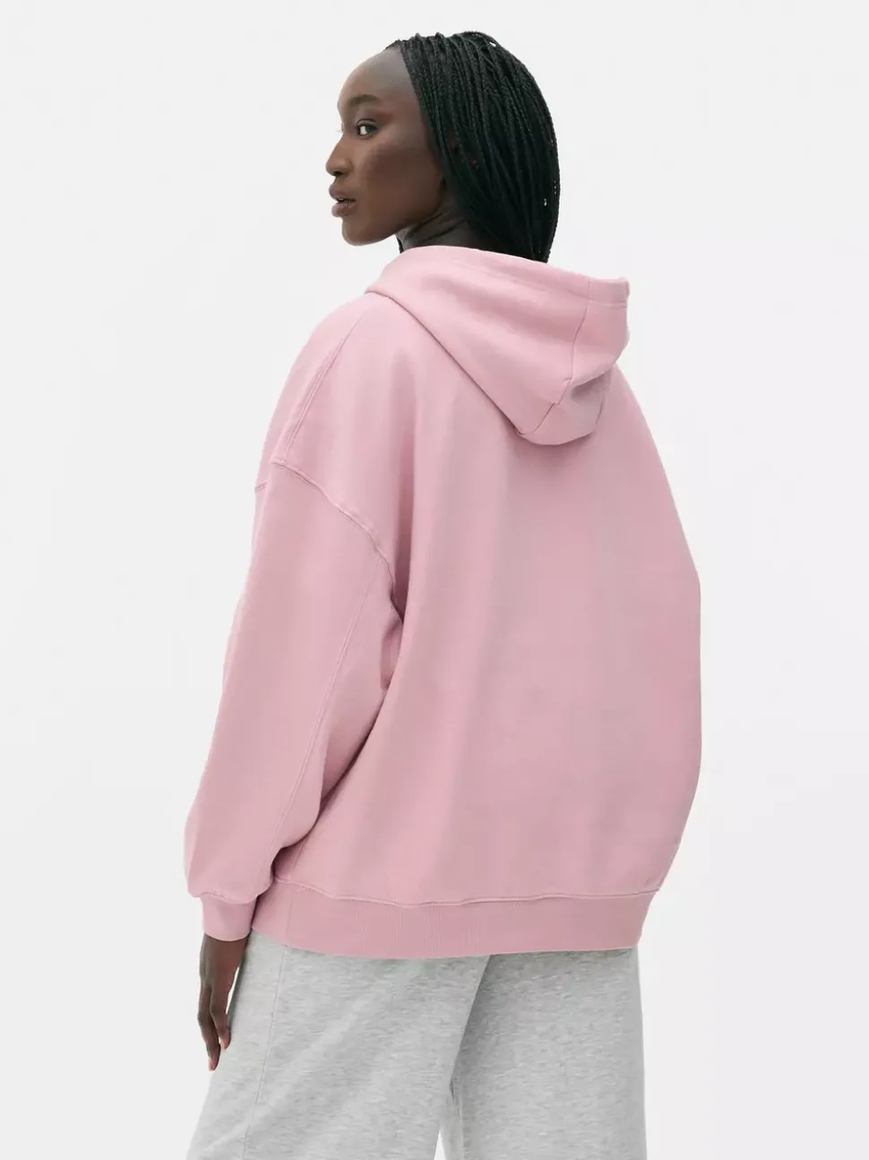 Bluza z kapturem o kroju oversize