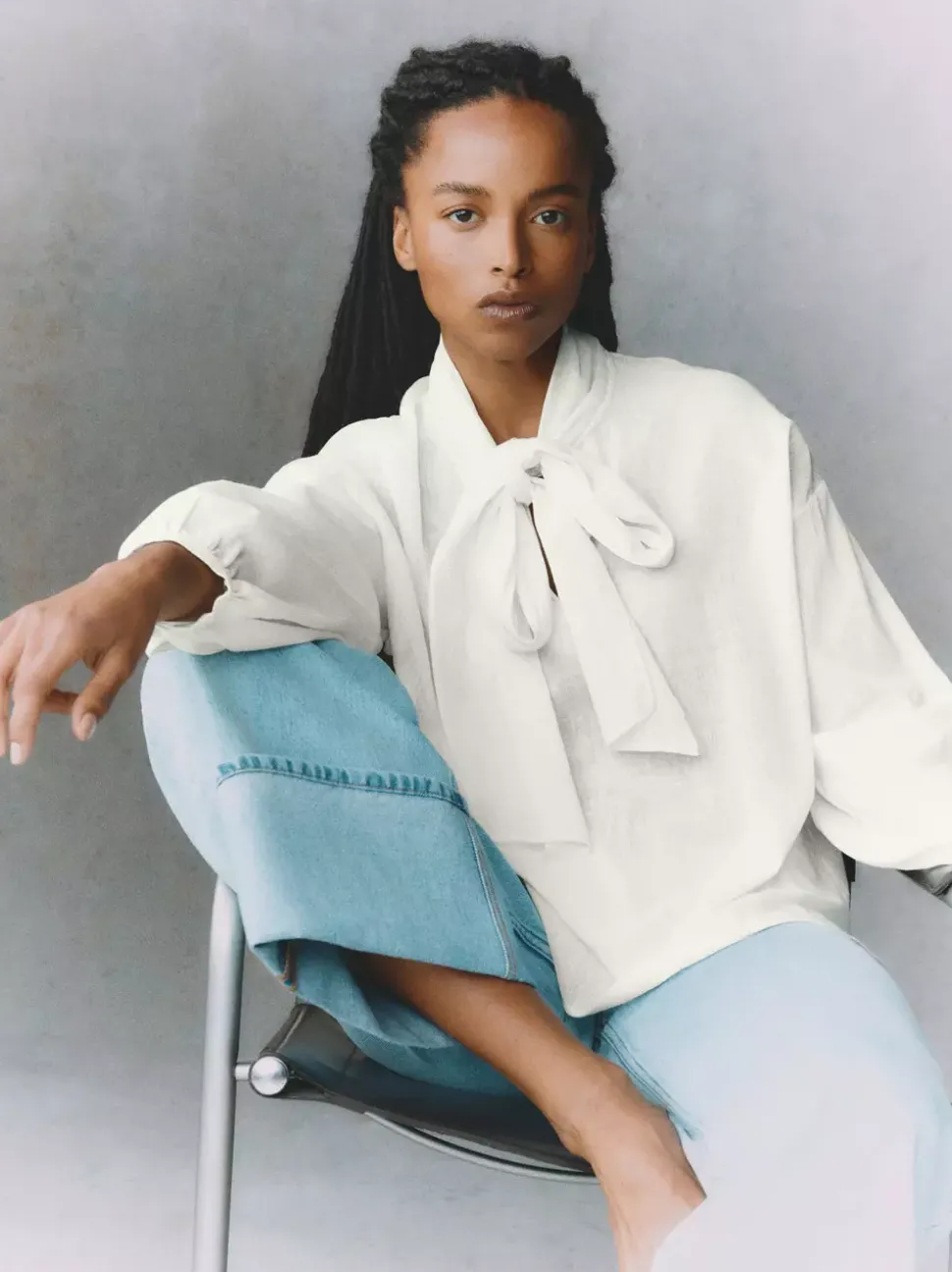 Bluzka z wiązaną kokardą The Edit