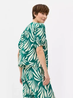 Bluzka ze wzorem w liście