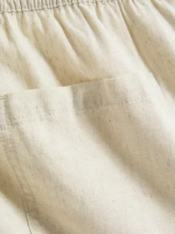 Bojówki ze sznurkiem ściągającym