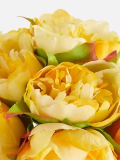 Bukiet sztucznych piwonii