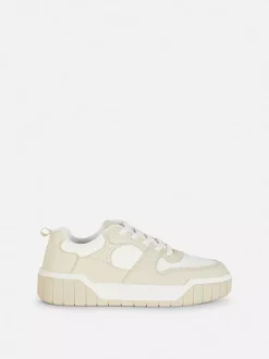 Buty sportowe w bloki kolorystyczne z grubą podeszwą