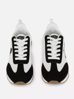 Buty sportowe w stylu retro z Myszką Miki Disneya