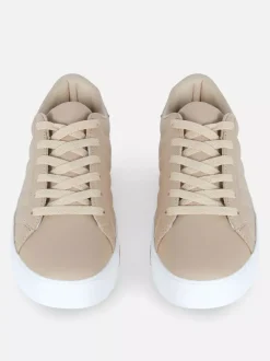 Buty sportowe z niską cholewką i strasem