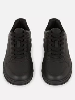 Buty sportowe z niską cholewką i panelami