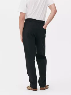 Ściągane sznurkiem spodnie dresowe ze zwężanymi nogawkami